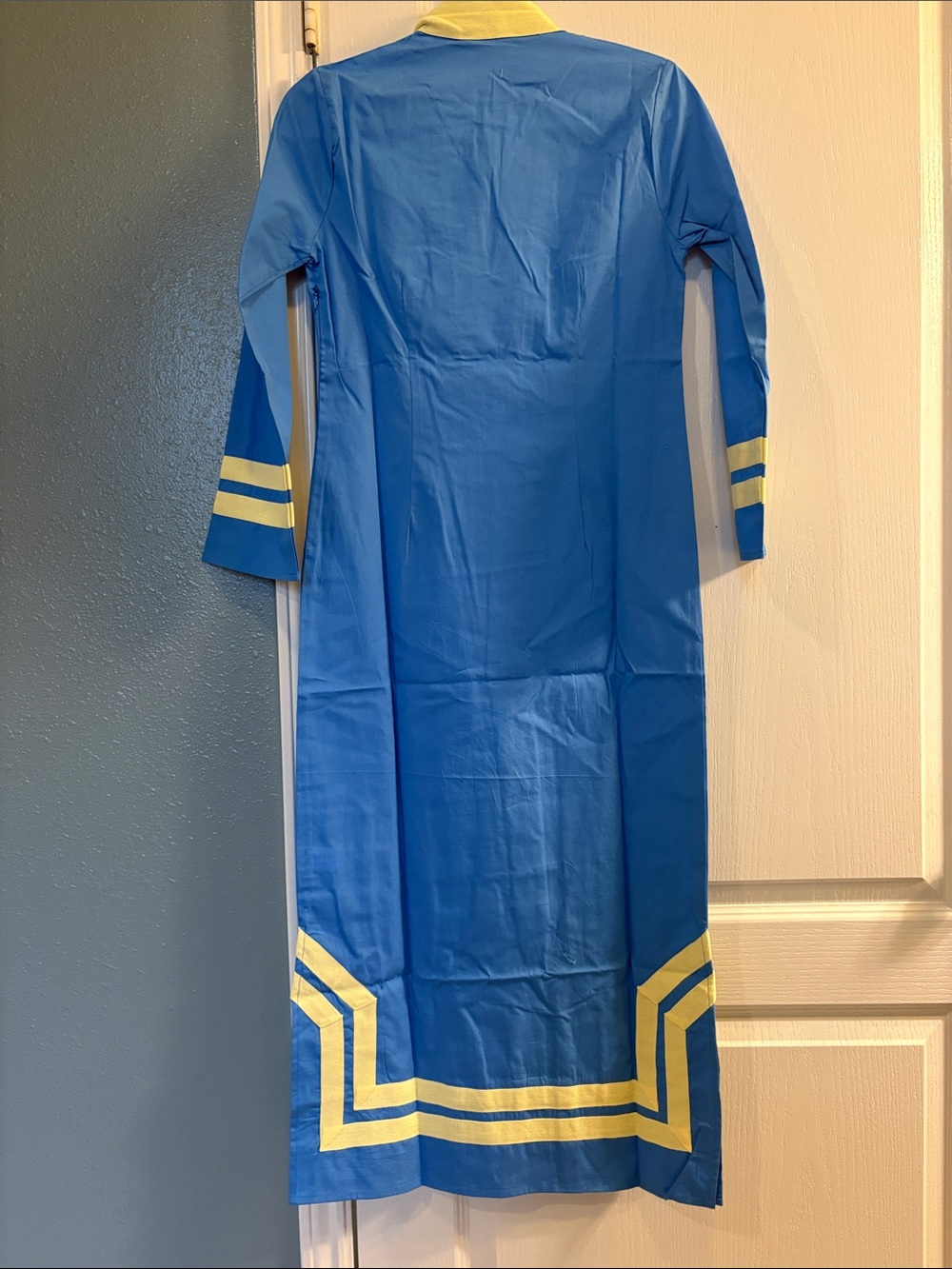 Sail to Sable Cornflower Blue Caftan with Pale Yellow Trim - Picture 5 of 16
